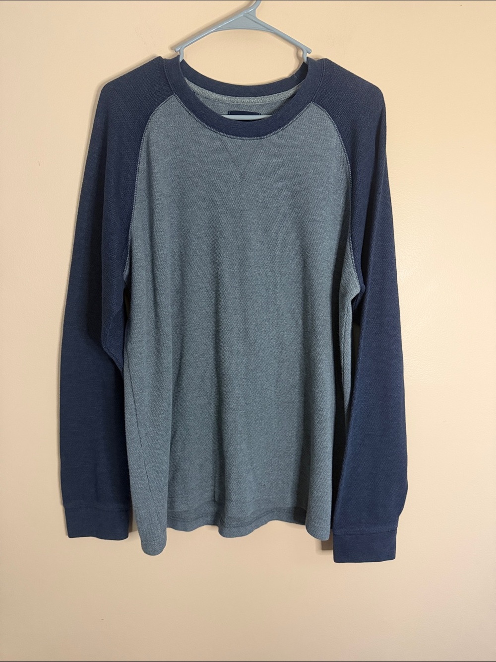 St. John's Bay Two-Tone Raglan Crewneck Sweatshirt in Navy and Slate